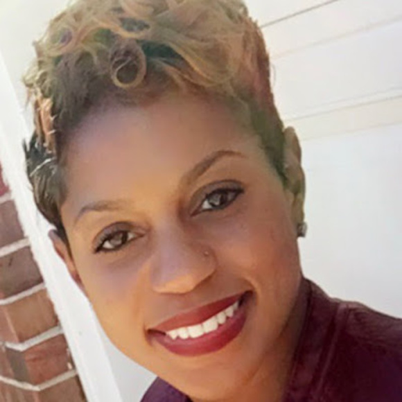 Meet your Posher, Kimberly - Picture 1 of 1